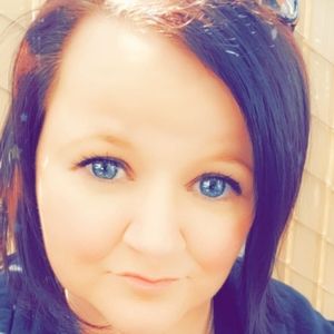 Meet your Posher, Candice